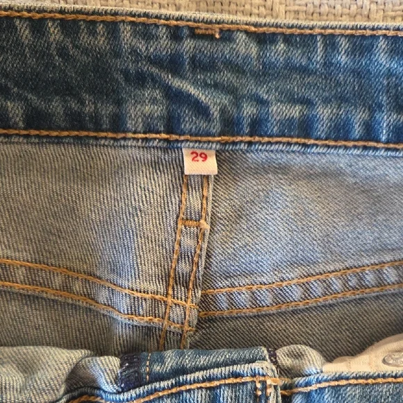 RARE Levi’s Embroidered Floral Poppy Jeans - Straight Leg - Size 29 - BoHo Luxur - Picture 10 of 12